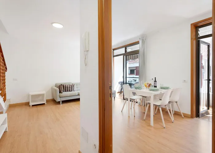 Duplex Altemar Playa Américas By Paramount Holidays * Arona (Tenerife)